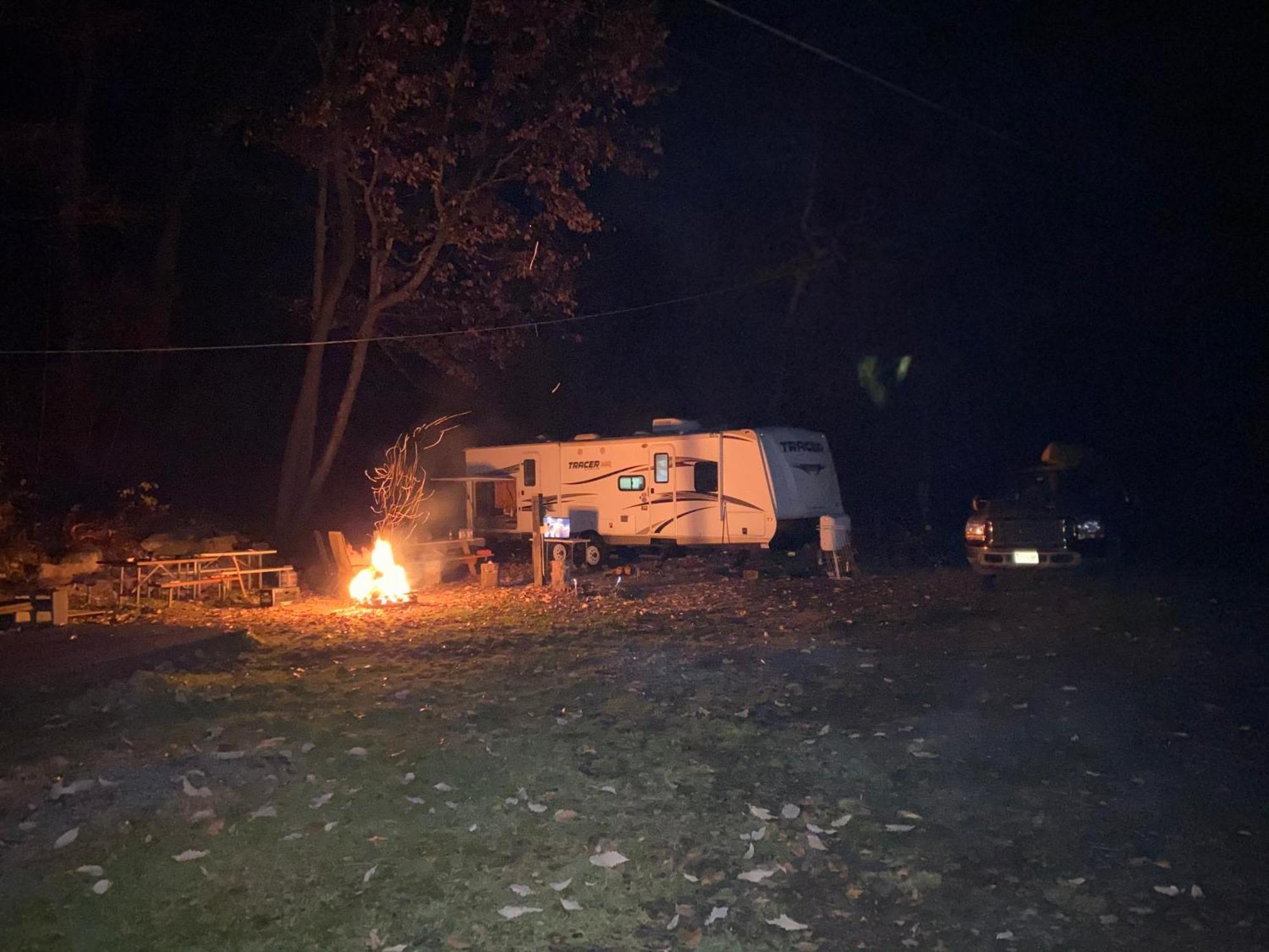 Water Front Tracer Rv By Glampers Camp Hotel Port Charlotte Exterior photo
